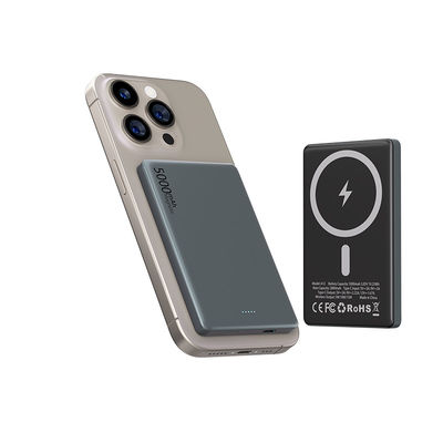 良い価格 カスタム磁気電源バンク 5000mAh 5W 7.5W ポータブル無線電源バンク オンライン