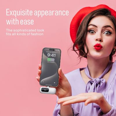 カラフルテイルプラグ パワーバンク カスタマイズされた 4500mAh 充電出力