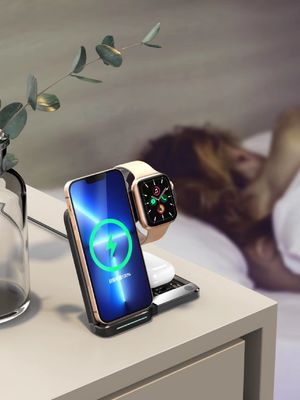 150g C型無線充電器 複数のデバイス用 充電距離 2-8mm